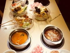 -百品聚旋转火锅(万德庄店)