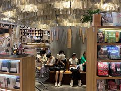 -覔书店(壹方城店)