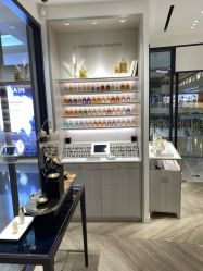 -法国娇兰精品店