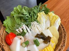 -樾餐厅泰式海鲜火锅(民歌湖店)