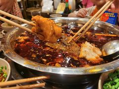 -肖肖酸萝卜鱼火锅(总店)