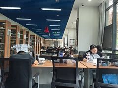 -西安市长安区图书馆