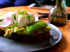 牛油果温泉蛋吐司-O'mills Sourdough Bakery&Bistro(永嘉路店)