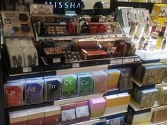 -Galleria百货店名品馆