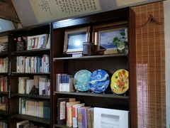 -荒岛书店(黄县路店)