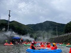 -虎啸峡漂流
