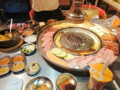 -哈哈碳都·牛肋条无限自助烤肉(台江万达店)