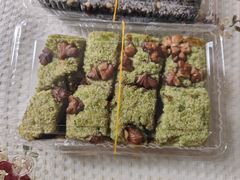 薄荷豆沙松糕-明月楼·糕团店(三元坊店)