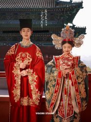 -雪中彩影婚纱摄影·微光艺术中心