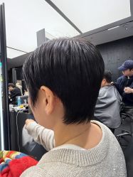 -侨治发型