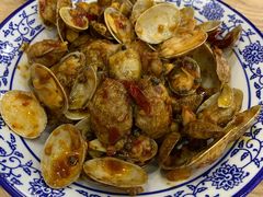 -江城燕子大排档(江汉路步行街店)