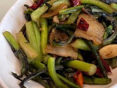 -辛香味烧鱼馆·非遗技艺·排骨红烧肉(光谷医药园店)