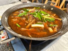 -霄汉牛三鲜湖北砂锅菜(万松园2店)