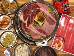 里脊部队火锅-张赫珉的部队锅(钟路店)