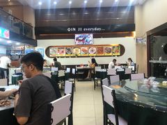 -覃记海鲜美食餐厅