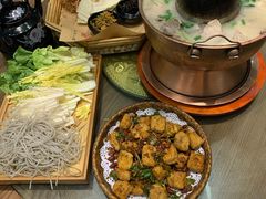 -丁里羊肉小镇(天鹅湖总店)