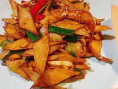 -九锅一堂酸菜鱼(学府凯德店)