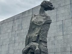 -侵华日军南京大屠杀遇难同胞纪念馆-停车场