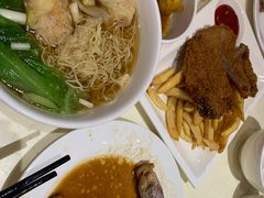 吉列猪排配薯条-龙记香港茶餐厅(久光百货店)