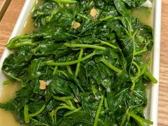 豆酱炒番薯叶-裕记烧腊连锁餐饮(国商分店)