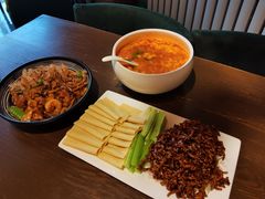 -梧桐树下(云锦世家店)