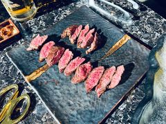 现切肩胛牛排-老乾杯和牛烧肉(王府中环店)