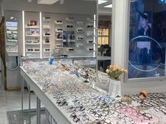-潘多拉眼镜·蔡司依视路明月(潘家园店)