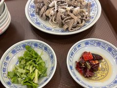 老北京爆肚-门框胡同百年卤煮(新街口店)