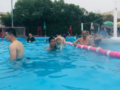 -热带风暴水上乐园