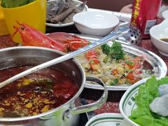 -四囍码头海鲜烧烤自助火锅(外滩南京东路悦荟广场店)
