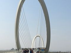 -南京眼步行桥