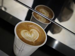 -Manner Coffee(芮欧百货店)