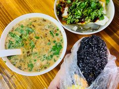 -云南大锅豆浆店
