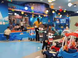 -万达宝贝王(成都锦华店)