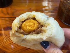 咸蛋黄超人包-老陶包子铺(南大西南村店)