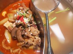 -左庭右院鲜牛肉火锅(浦江欢乐颂店)