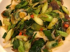 南昌人最爱的大蒜炒香肠-小辉哥大排档(船山路总店)