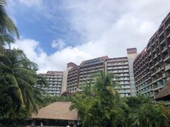 -三亚湾海居铂尔曼度假酒店