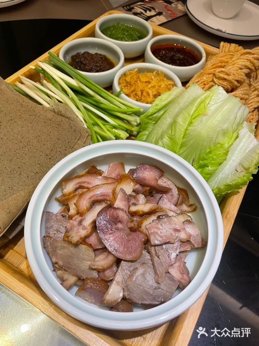 闫府私房菜·百年鲁菜(恒隆店)图片