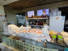 -红鼻子桂林米粉(金唐新光界店)