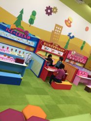 -莫莉幻想儿童乐园(武汉经开永旺店)