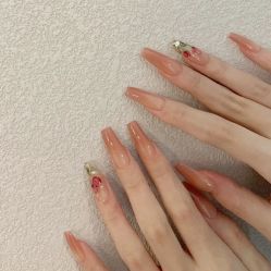 -悦指间美甲美睫