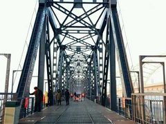 -人民防洪胜利纪念塔