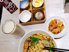 -康师傅私房牛肉面(马泉营奥莱店)