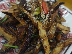 -郑小二山东特色炒鸡店(红小巷店)