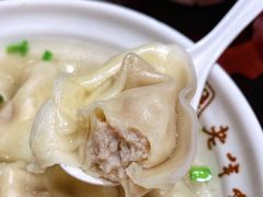 刀鱼馄饨-老半斋(福州路店)