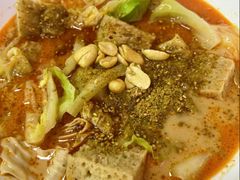 -二钢串叔麻辣烫(华龙大厦店)