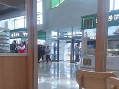 -窦店服务区-停车场