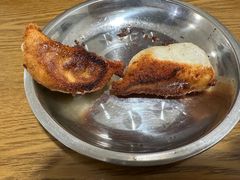 -黄阿姨锅贴大王(万航渡路店)