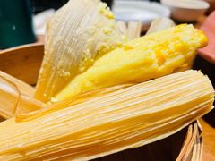 黄金玉米粑粑-云海肴·汽锅鸡·云南菜(天山百盛优客店)